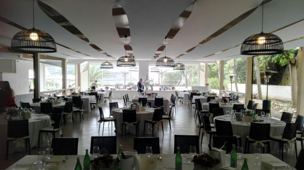 Bahia Blanca Hotel Gaeta Exterior photo