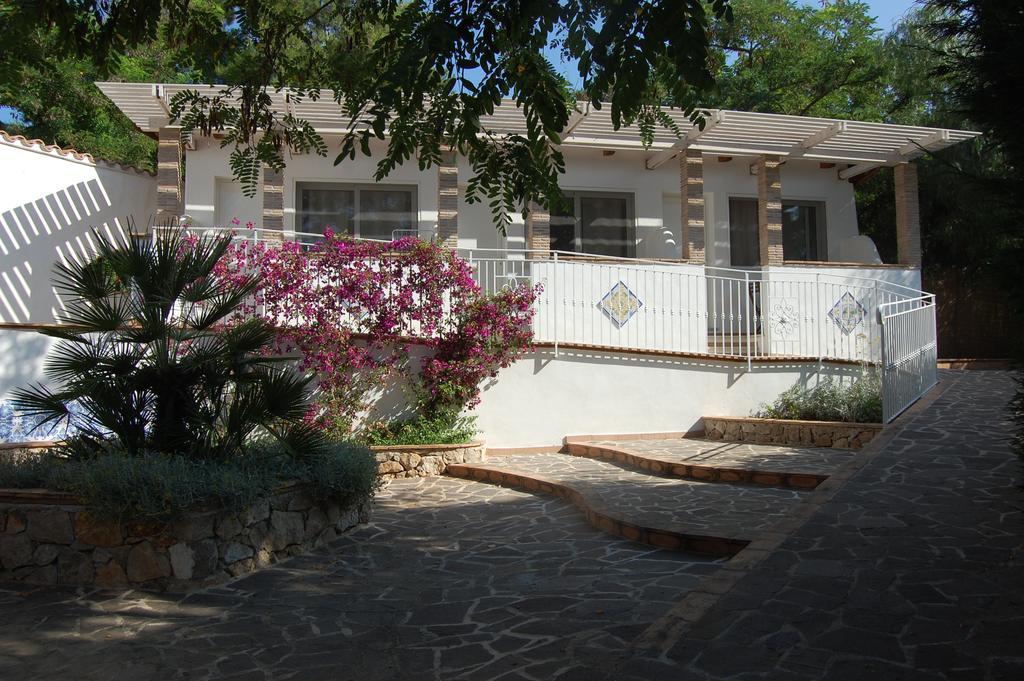 Bahia Blanca Hotel Gaeta Exterior photo